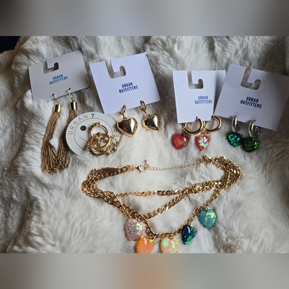 NWT/NWOT, Urban Outfitters, Hearts/ Gold Tone BUNDLE Collection! MSRP $120